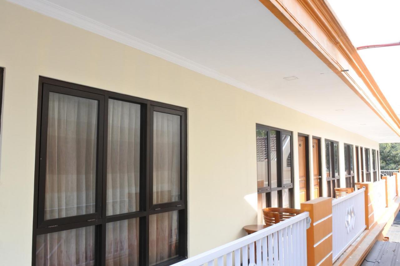 Morse Guest House Malang Exterior photo
